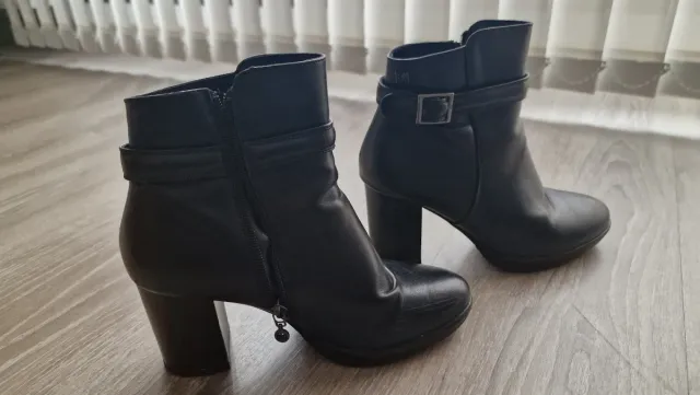 Botas de piel negras Talla 37