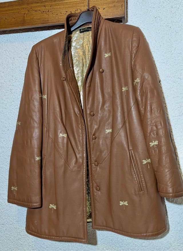 Giacca pelle marrone ricami dorati