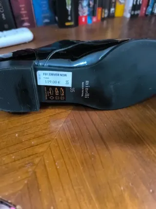 Zapatos negros Minelli Talla 35