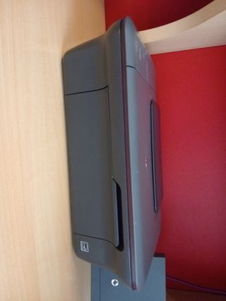 Impresora HP DeskJet 1050A Print scan Copy