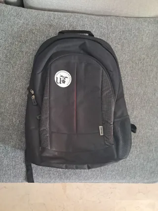 Mochila Toshiba Universidad de Sevilla Negra