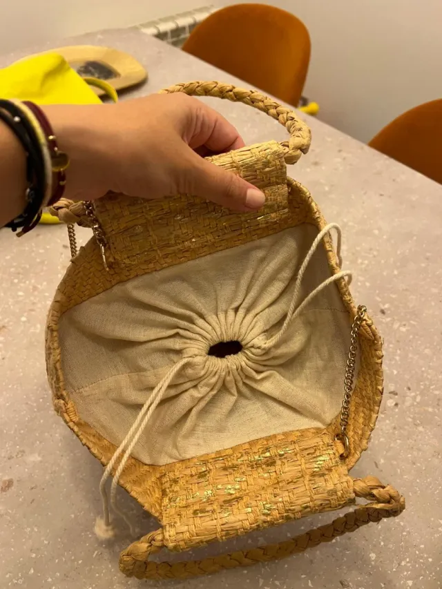 Bolso Cestita Rafia Dorado
