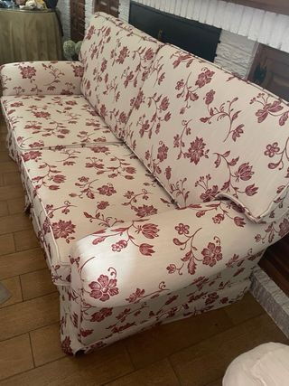 Sofá de 3 plazas con estampado floral