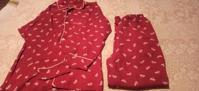 Pijama Unisex Rojo con Dibujos Blancos