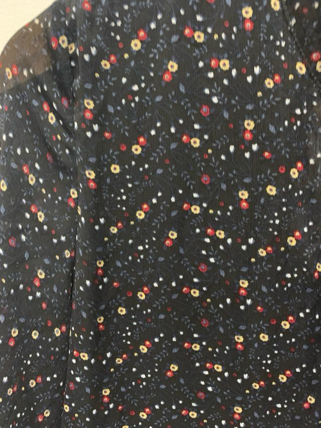 Vestido Zara negro estampado flores talla m
