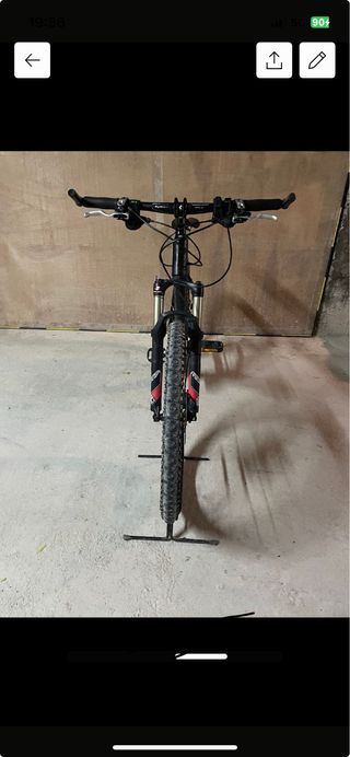 Bicicleta de Montaña Negra ruedas de 26