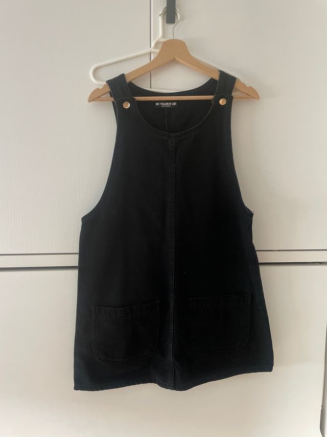 Falda negra Pull & Bear