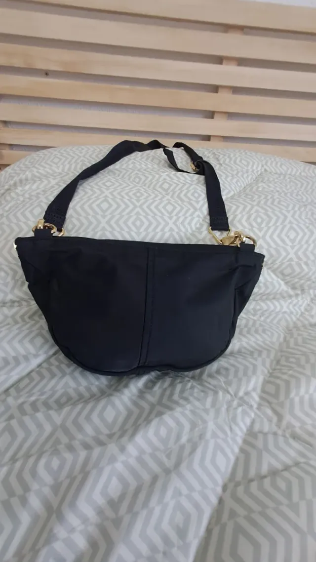 Riñonera Bimba y Lola Negra y Dorada