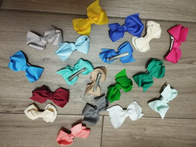 Set 18 Lazos para el Pelo con Pinza