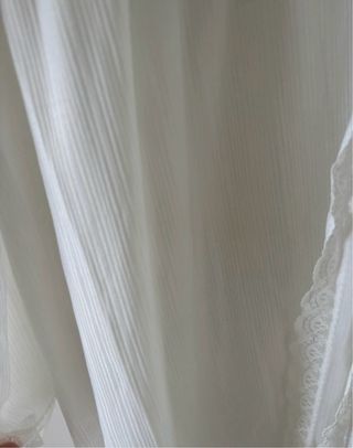 Conjunto bata y camisón blanco