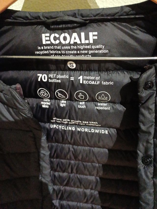 Plumas Ecoalf Negro