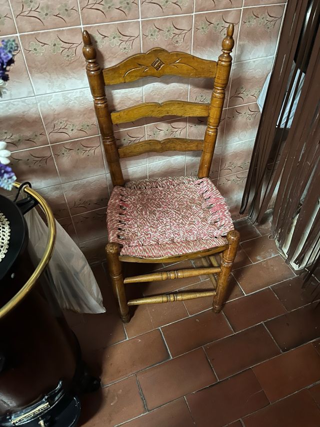 6 sedie in legno con seduta intrecciata