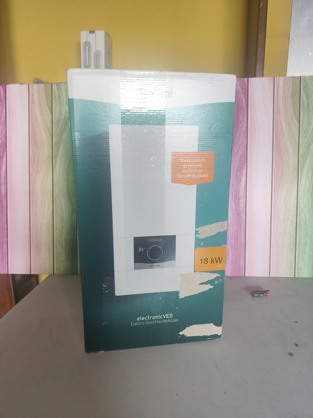 Calentador Vaillant 18Kw Electrónico