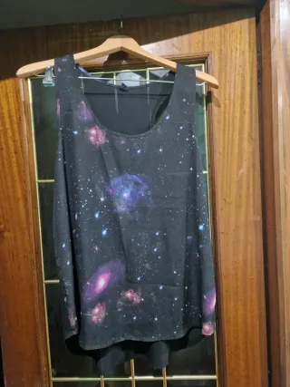 Diferentes camisetas tallas M por 1 euro la unidad