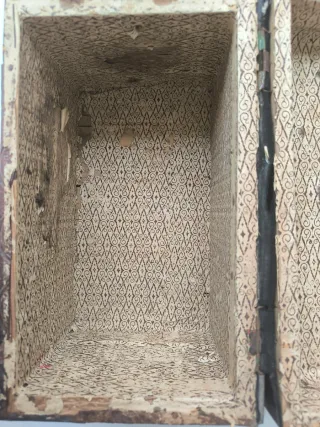 Baúl antiguo centenario metal y madera