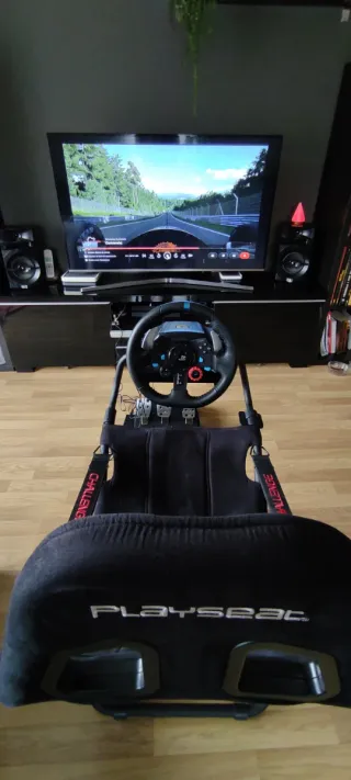 Volante Logitech G29 + PlaySeat Challenge + PS4