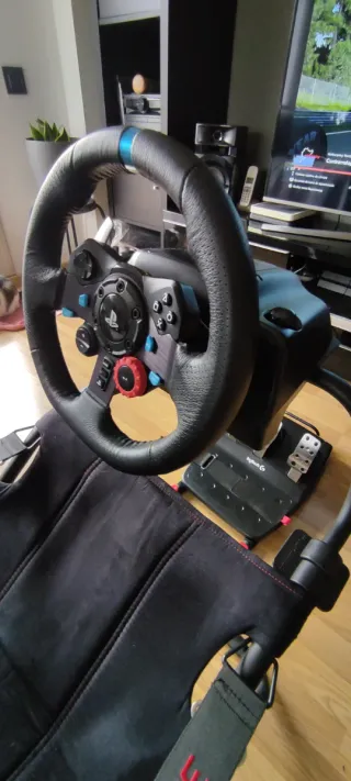 Volante Logitech G29 + PlaySeat Challenge + PS4