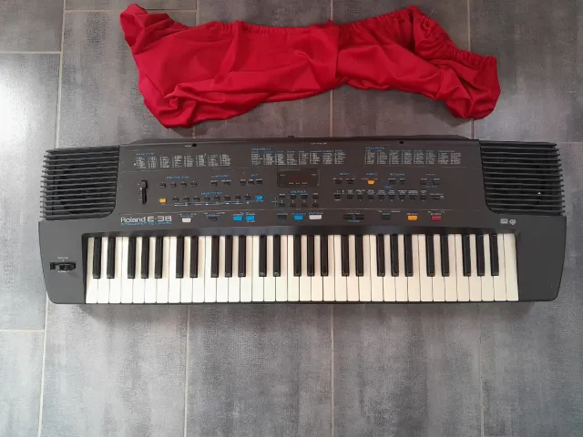 Roland E-38 Tastiera keyboard