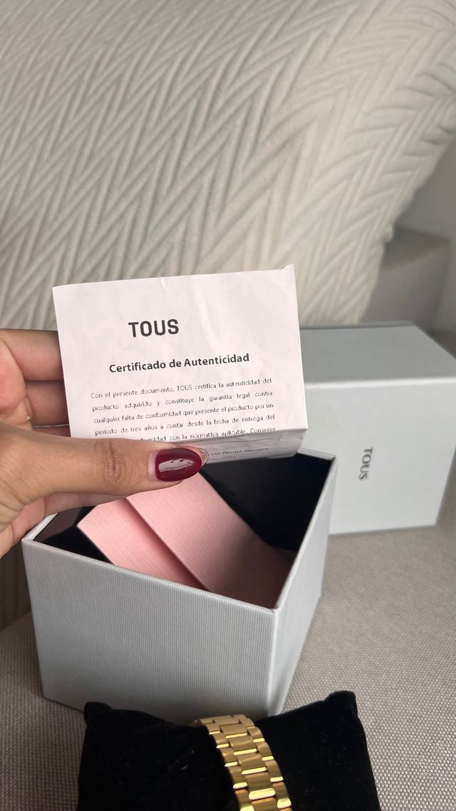 Reloj Tous Negro y Dorado Mujer