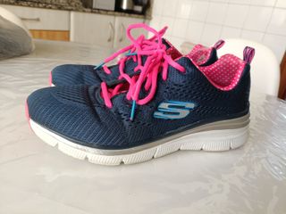 Skechers Azul y Rosa Talla 40.