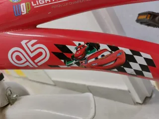 Bicicleta infantil roja Cars 14
