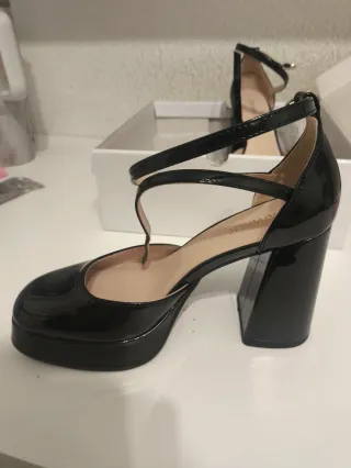 Tacones negros Catwalk