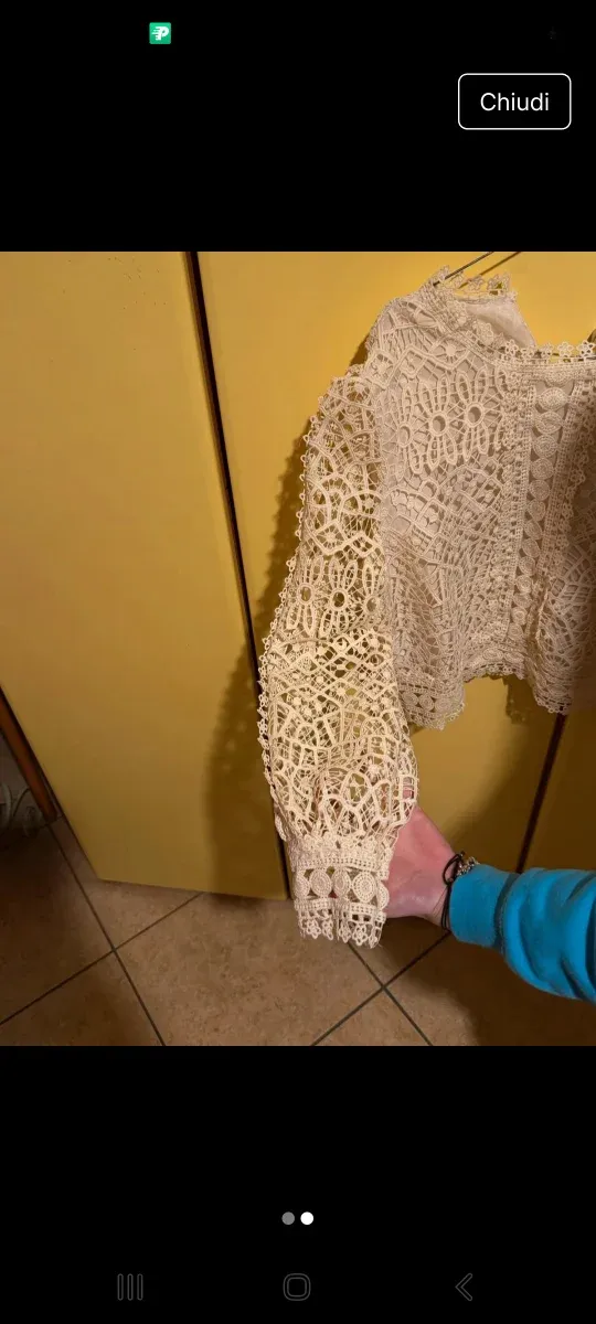 Camicia in pizzo beige, nessun marchio