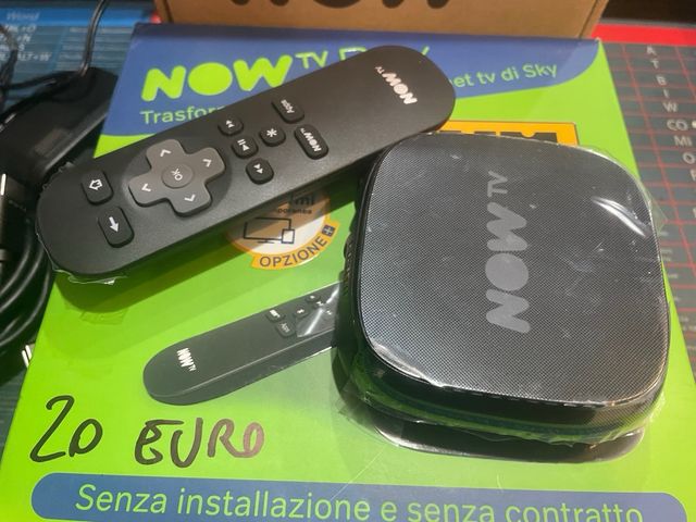 NOW TV Box con Telecomando e Alimentatore