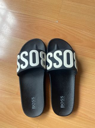 Chanclas BOSS Negras y Blancas