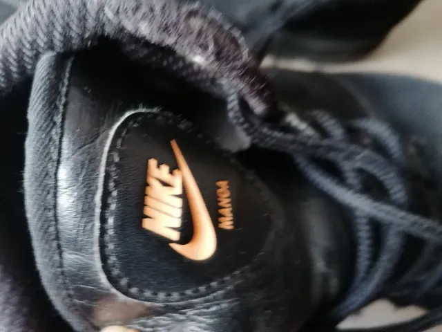 Botas Nike Negras