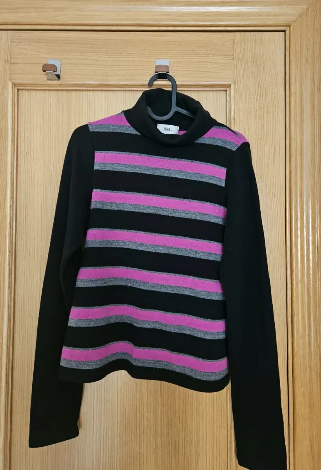 Jersey Besta rayas cuello alto negro/fucsia