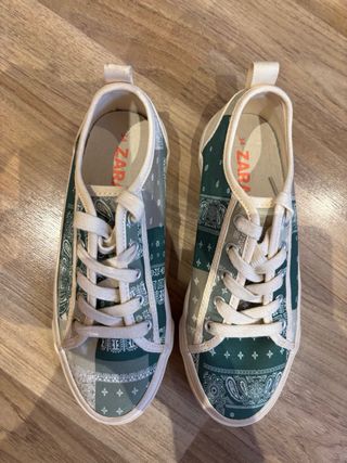 Zapatillas niña patchwork verde y gris talla 34