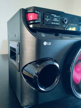 Minicadena LG OM 4560 Negra