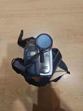Videocámara JVC Digital 16x Zoom
