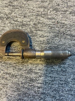 Micrómetro ZIUR 0-25mm