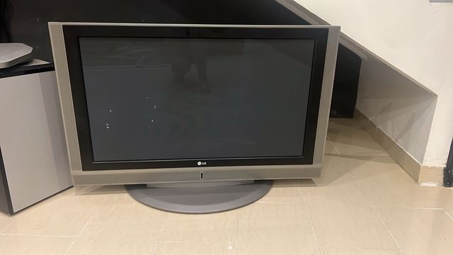 TV LG 42 Funciona - Necesita decodificador