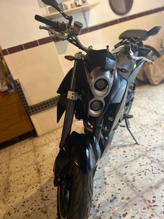 KTM Duke 690
