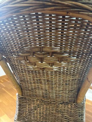 Sillón de mimbre