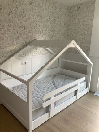Cama casita Bainba montesori niños