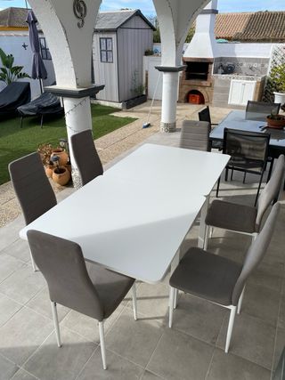 Mesa extensible comedor y 6 sillas