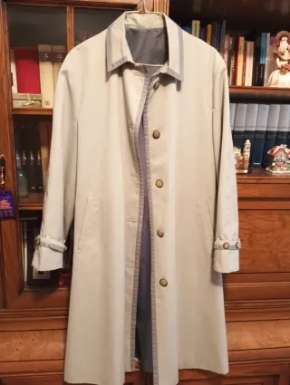 Gabardina beige señora talla 444ñ