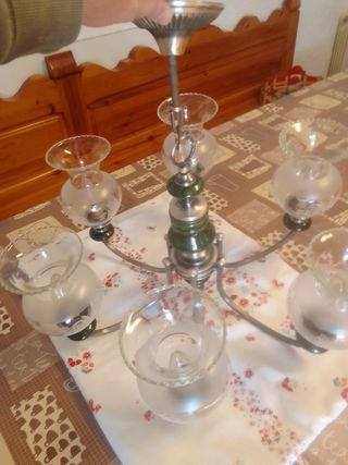 Lámpara araña con tulipas de cristal