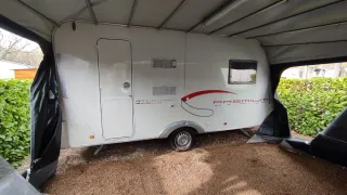 Avance de caravana 390