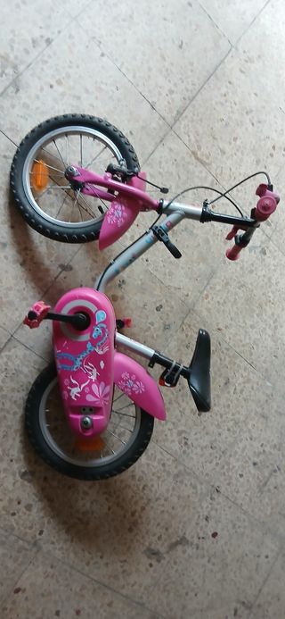 Bicicleta niña Decathlon 14 con ruedines