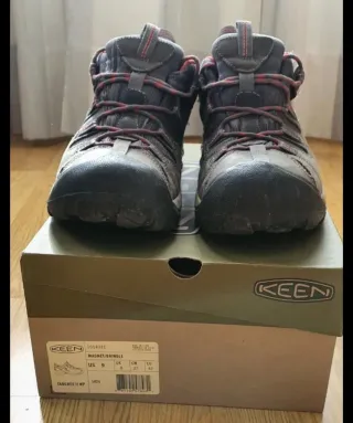 Zapatillas senderismo KEEN Targhee II WP gris/rojo