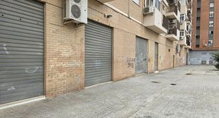 Local comercial en alquiler en La Llum en Valencia