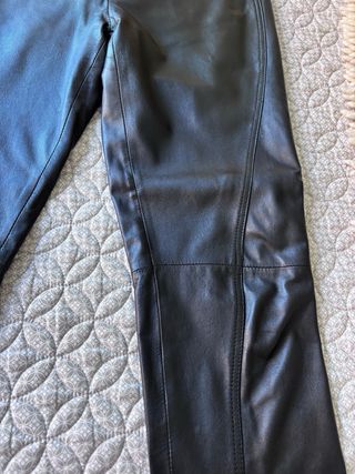 Pantalones de cuero Caramelo negros