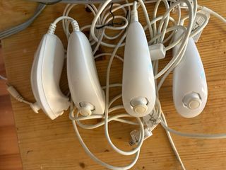 Consola Wii + 8 mandos + juegos + Fit Board