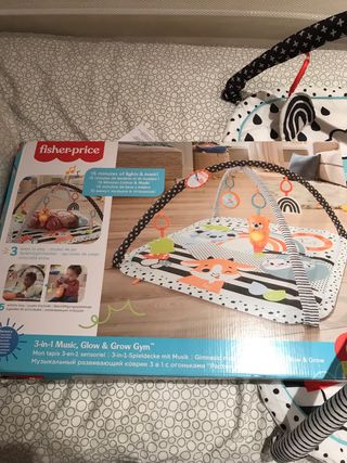 Gimnasio Musical Fisher-Price 3-en-1 Glow & Grow