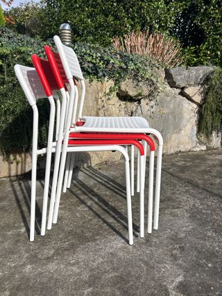 4 Sillas Ikea Metal/Plástico Rojas y Blancas